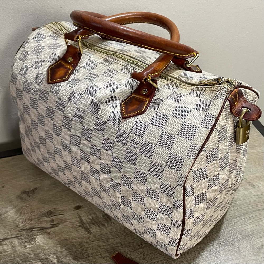 Louis Vuitton Damier Azur speedy 30 handbag!